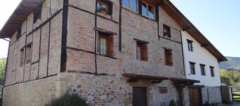 Agroturismo y apartamentos Ondarre