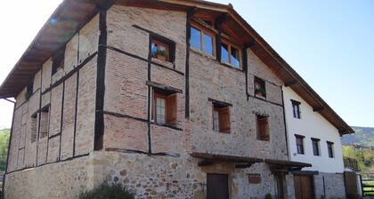 Agroturismo y apartamentos Ondarre