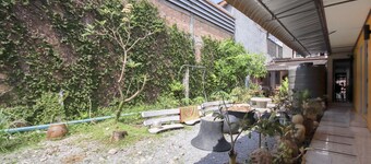 OYO 1054 Phuket Backpacker Hostel