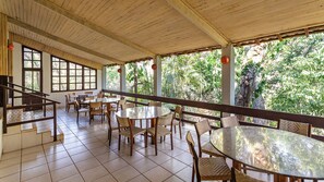 Breakfast and lunch served - Rio Quente Resorts – Eco Chalés (Rio Quente)