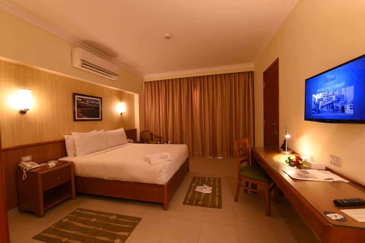 1 bedroom, minibar, in-room safe, desk