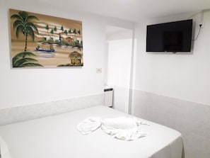 Economy Room | Free WiFi, bed sheets - Pousada Porto Marola (Ipojuca)