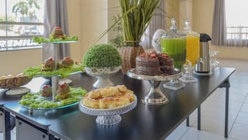 Desayuno buffet incluido todos los días