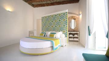 Designrum - utsikt mot staden | 1 sovrum, minibar, värdeförvaringsskåp på rummet och ljudisolering