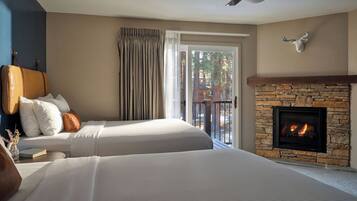 Deluxe Suite | 1 bedroom, iron/ironing board, free WiFi, bed sheets