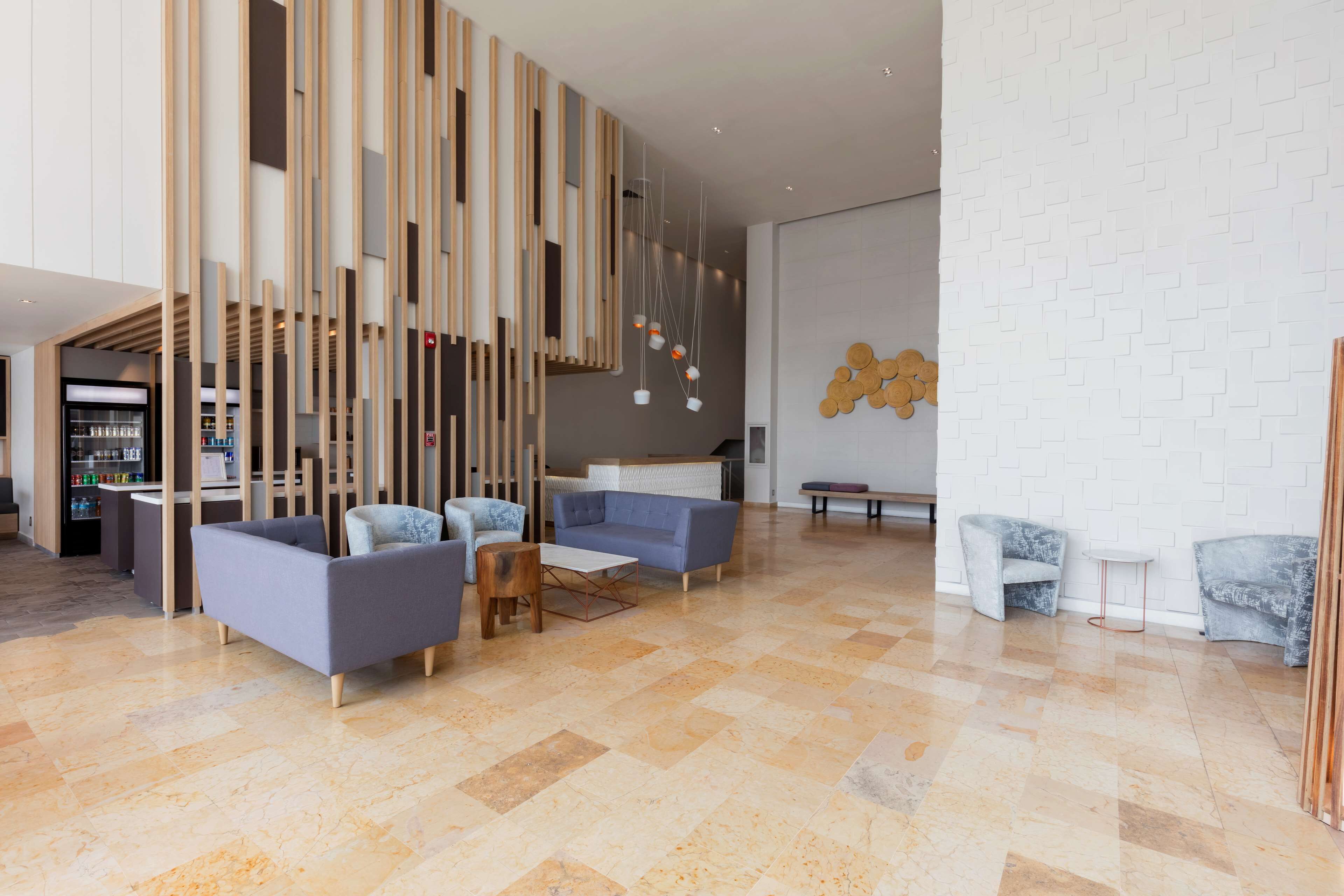 breakfast, lunch, dinner served; local and international cuisine