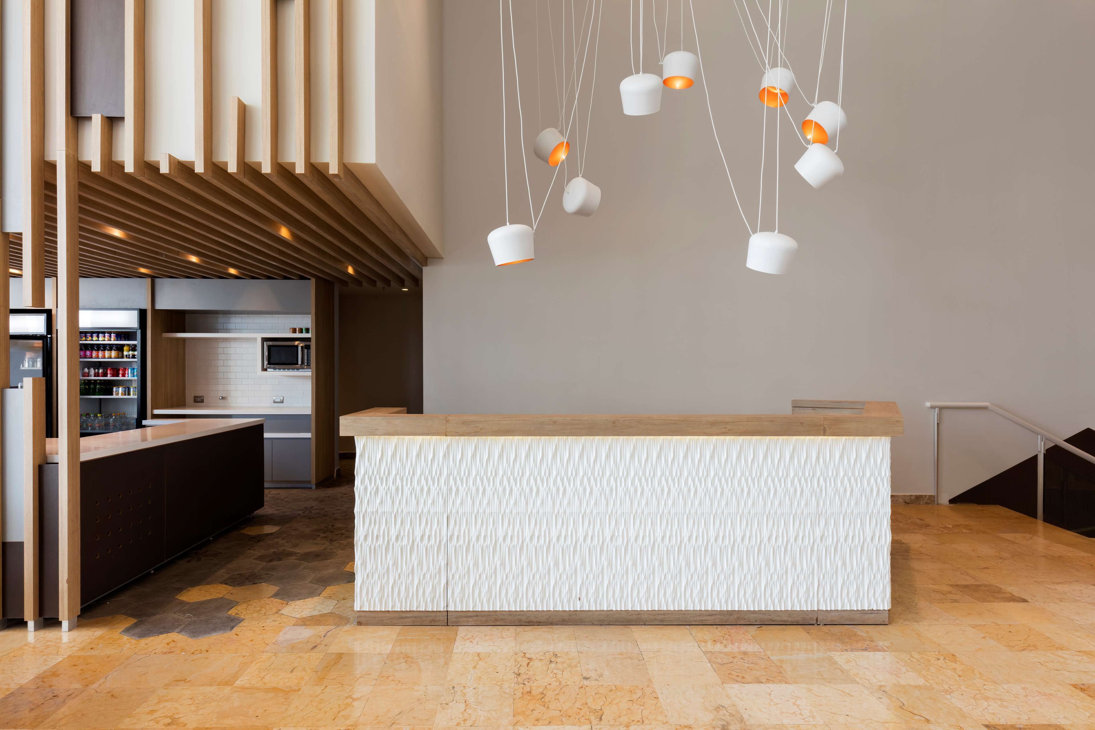 breakfast, lunch, dinner served; local and international cuisine