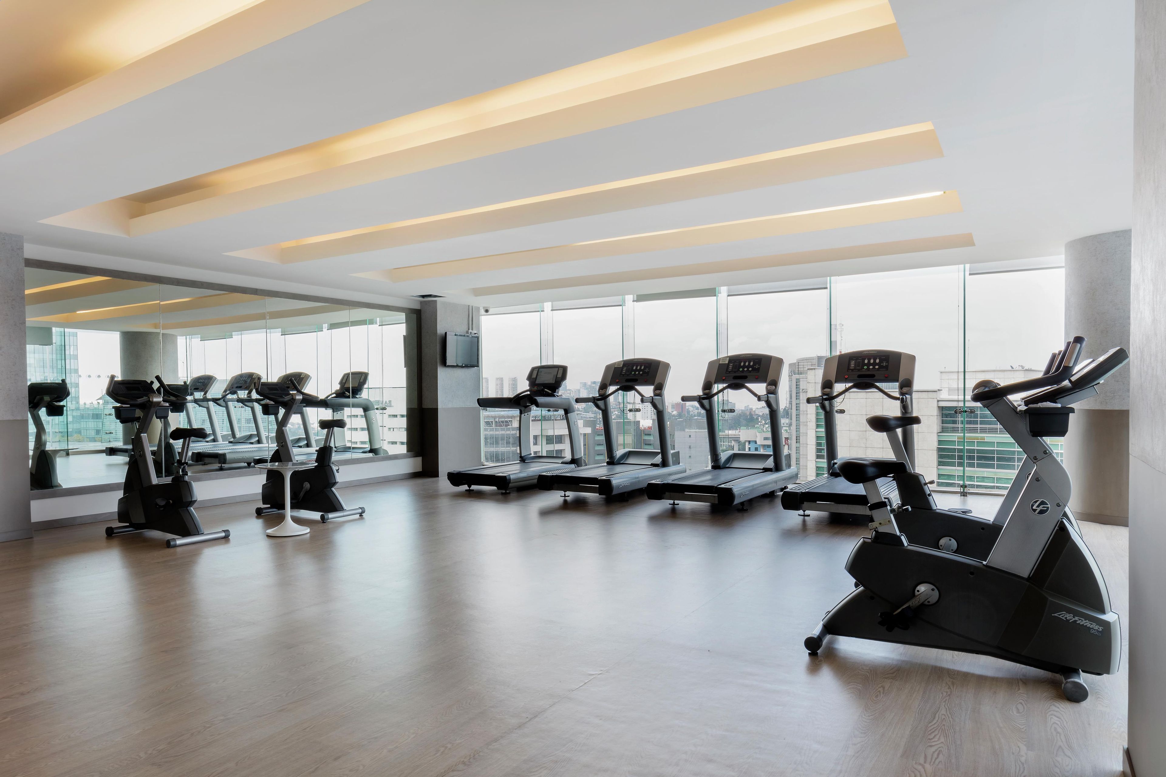 Photo - Hilton Garden Inn Mexico City Santa Fe