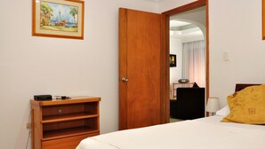2 chambres, coffres-forts dans les chambres, Wi-Fi gratuit