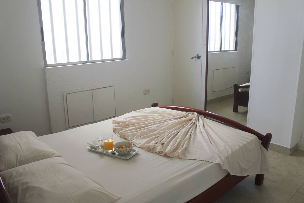 2 chambres, coffres-forts dans les chambres, Wi-Fi gratuit