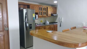 高级公寓, 2 间卧室 | 2 多间卧室、客房内保险箱、免费 WiFi