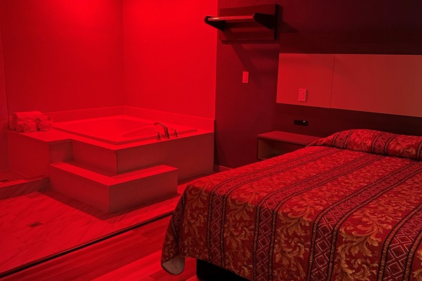 Honeymoon Room, Jetted Tub | Jetted tub