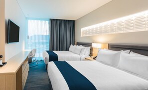 Standard Room, 2 Queen Beds | In-room safe, desk, laptop workspace, blackout curtains - Sonesta Hotel Bucaramanga (Floridablanca)