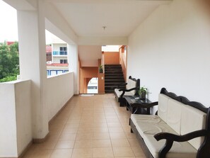 Porch - Hotel Playa Del Sol by Rotamundos (Santa María Huatulco)