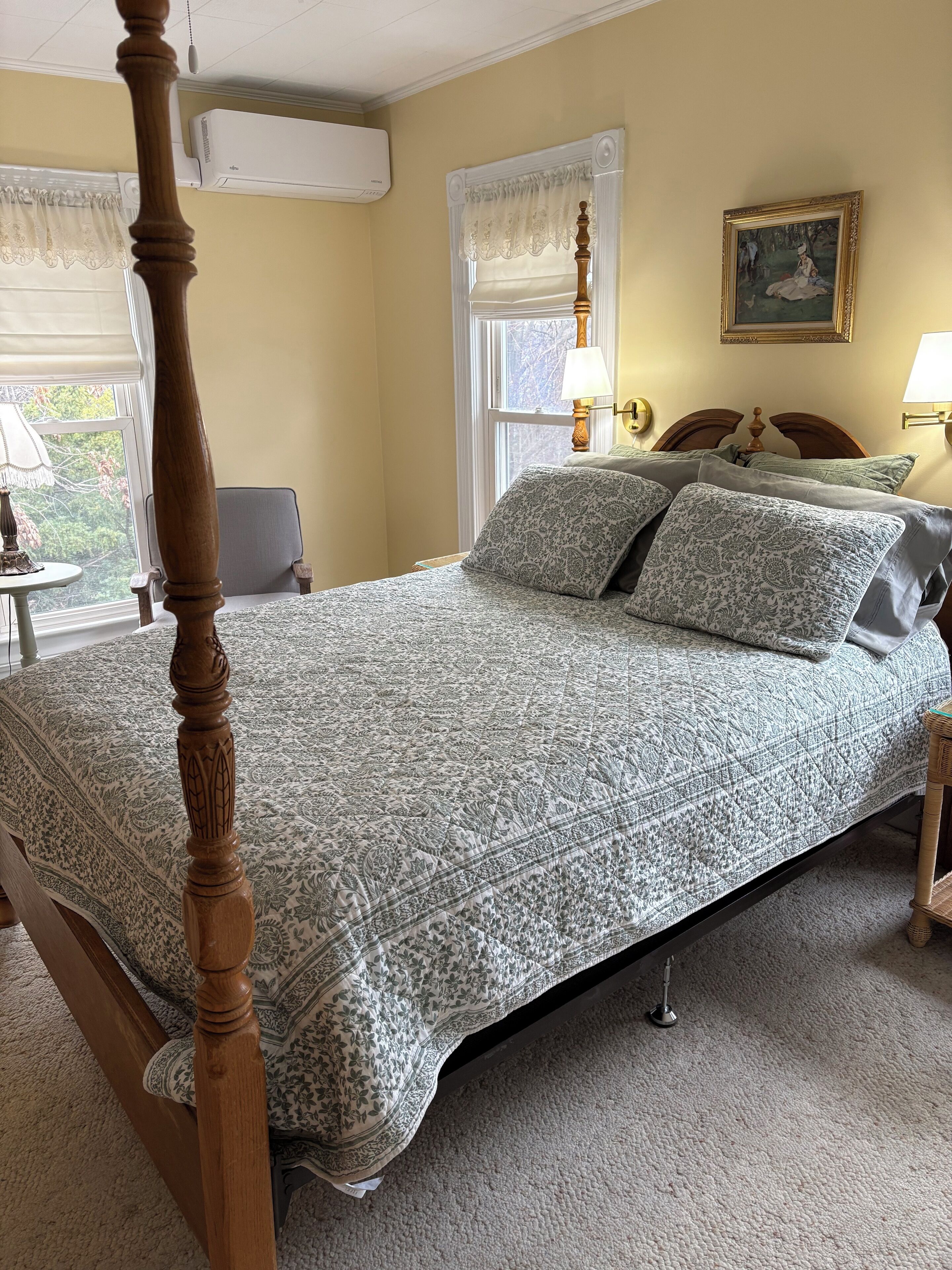 Chambre Standard, 1 grand lit, non-fumeur (Cayuga Room)