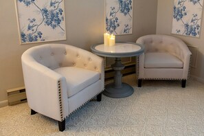 Standardværelse - 1 kingsize-seng - ikke-ryger (Lamoka Room) | Individuelt design, individuel indretning, strygejern/strygebræt