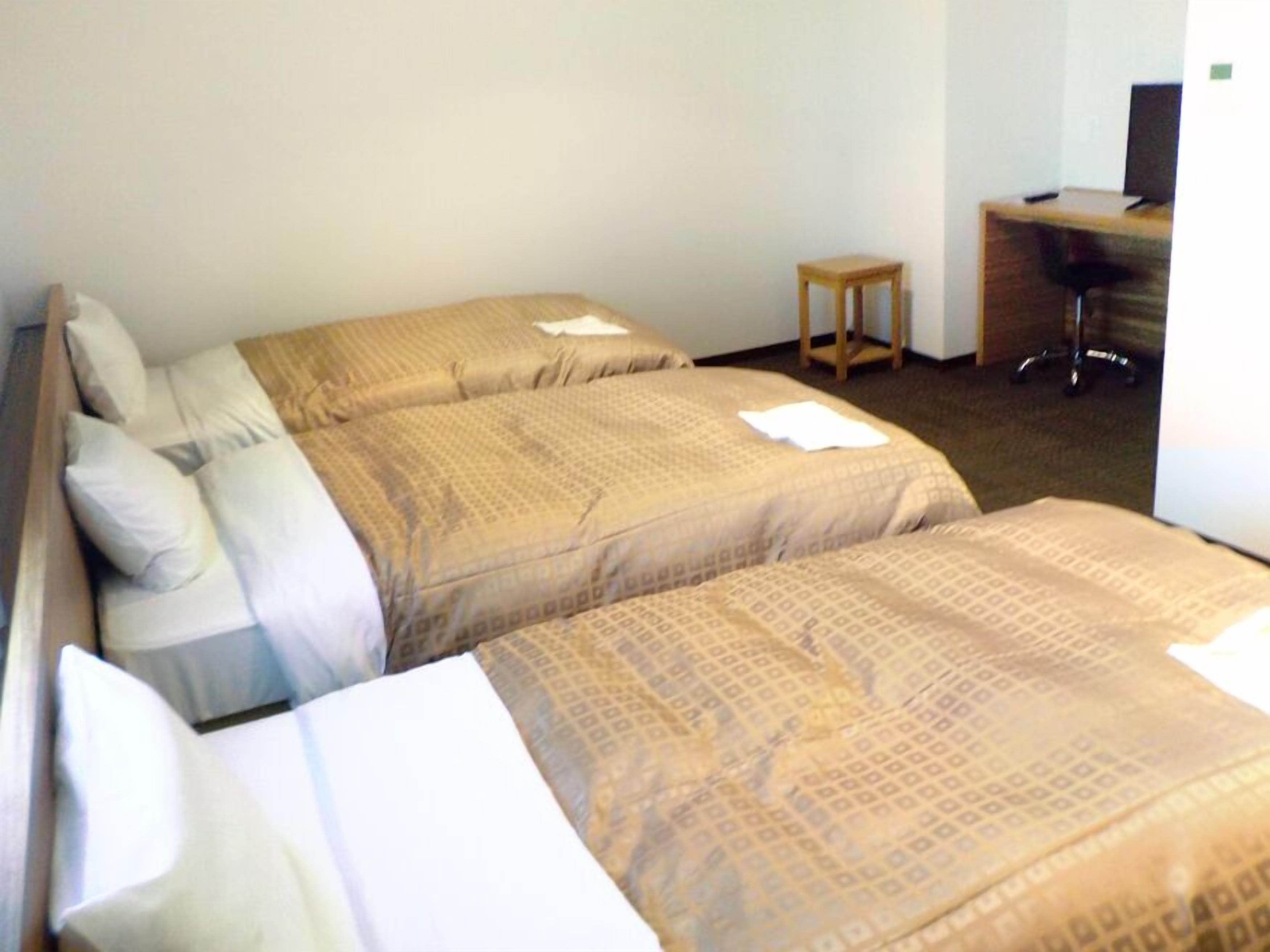 Escrivaninha, Wi-Fi de cortesia, roupa de cama