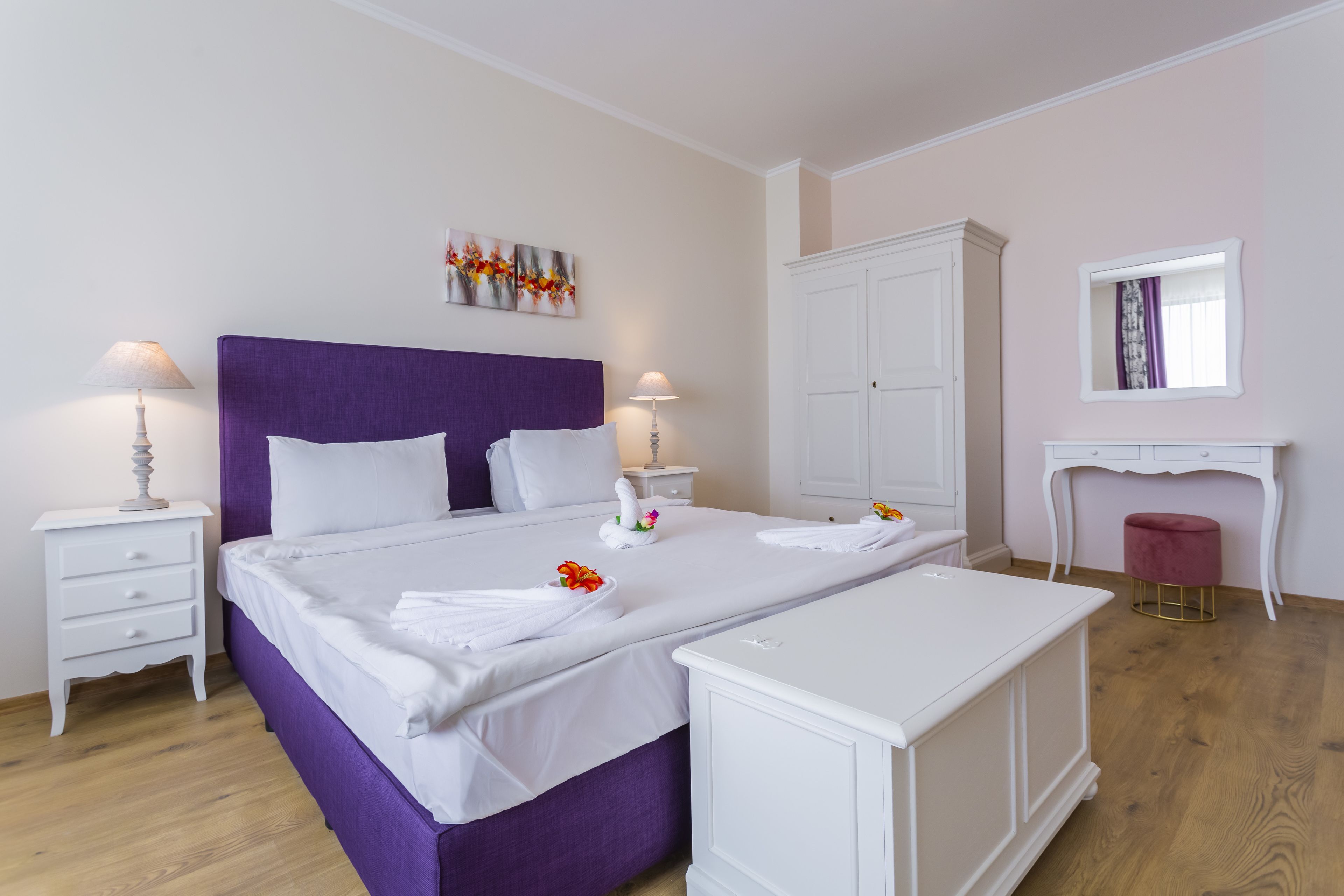 comfort apartment, 2 bedrooms, balcony, sea view | desk, soundproofing, iron/ironing board, cots/infant beds