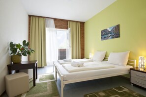 Double Room, Balcony | Blackout drapes, free cribs/infant beds, rollaway beds, free WiFi - Sportland Inn (Kals am Grossglockner)