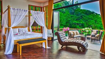 6-Bedroom Pool Villa with Sea View | 6 habitaciones y caja de seguridad en la habitación