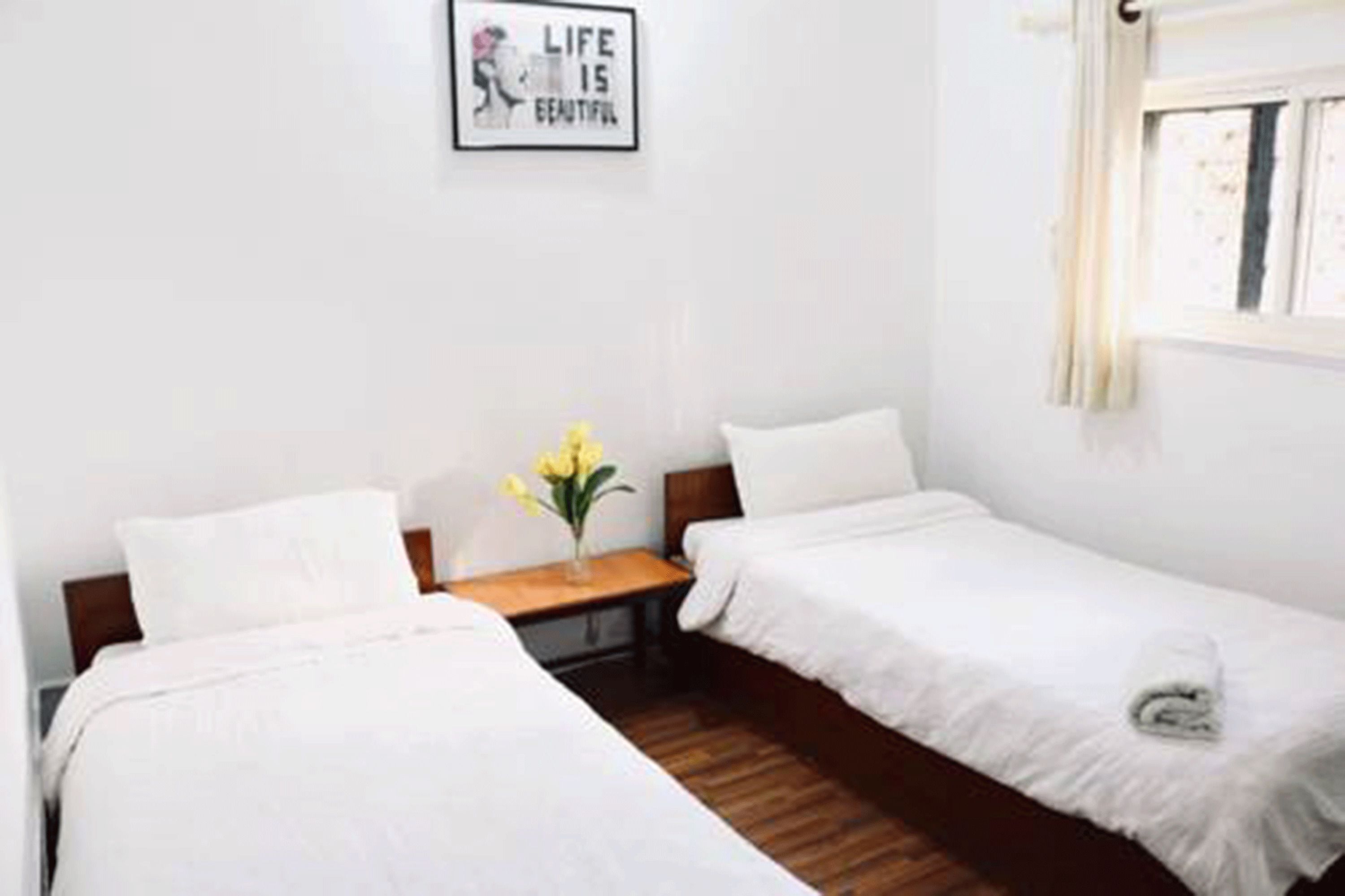 In-room safe, iron/ironing board, free WiFi