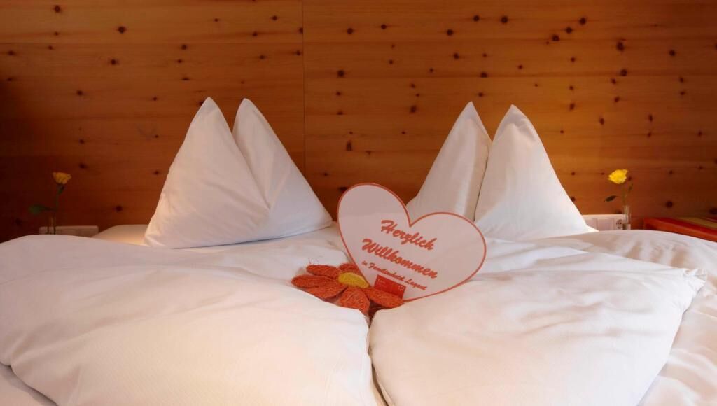 1 bedroom, in-room safe, desk, soundproofing