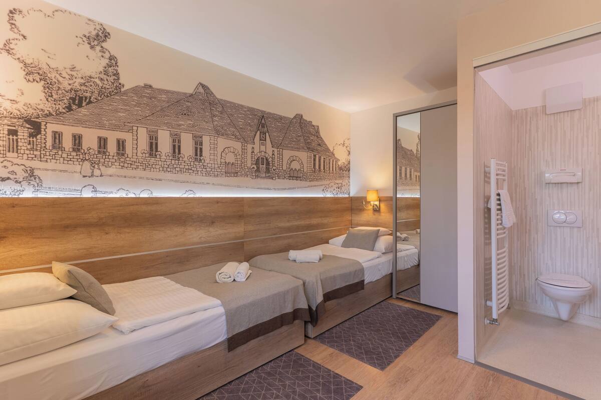 Comfort Twin Room | 1 bedroom, desk, free wired Internet, bed sheets