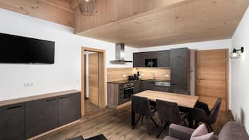 Departamento Confort, 2 habitaciones, 2 baños, vista a la montaña | Ropa de cama de alta calidad y camas Select Comfort