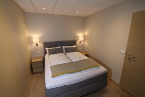 Luxury Studio Suite | 1 bedroom, premium bedding, down comforters, individually decorated