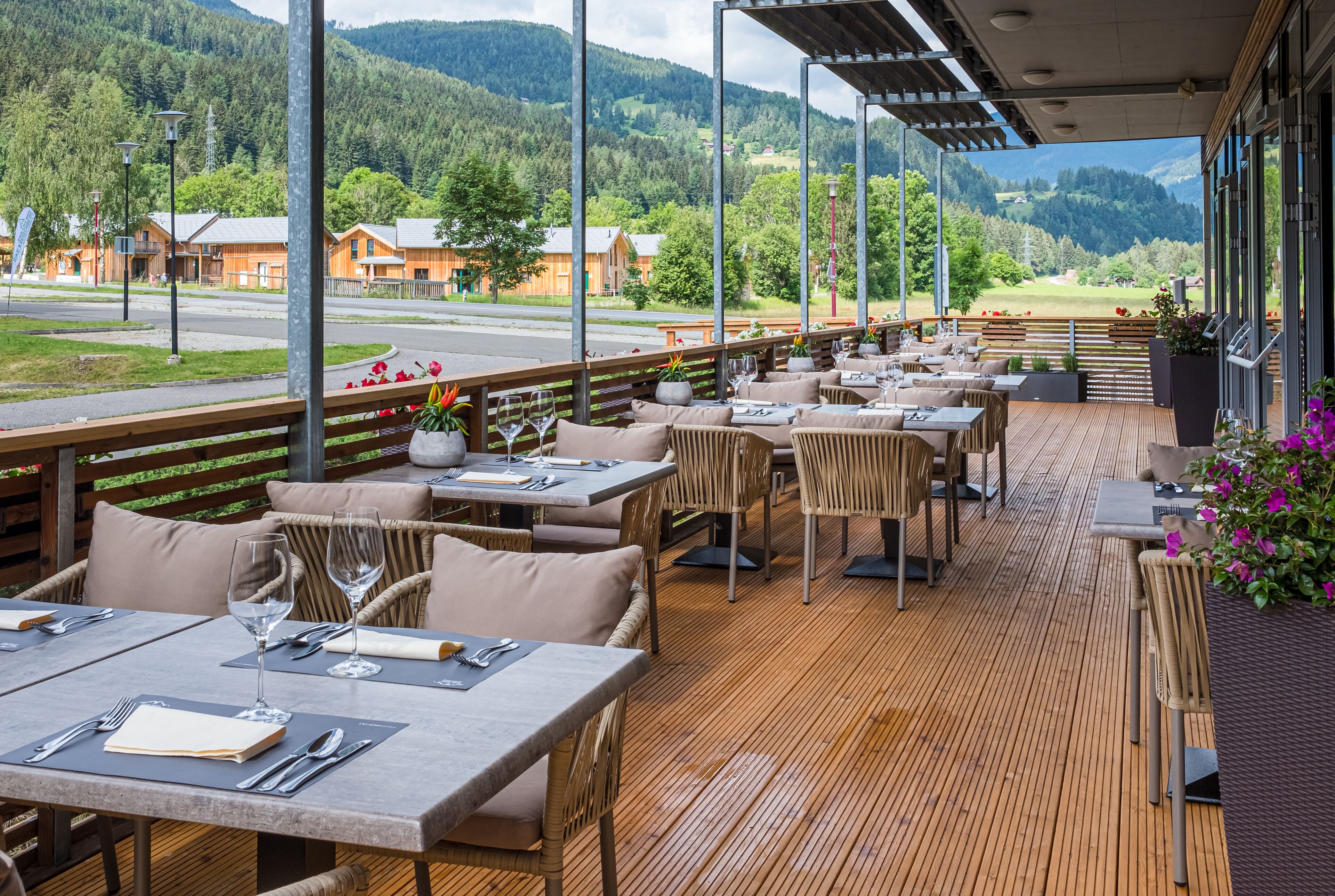 Frühstück und Abendessen, internationale Küche