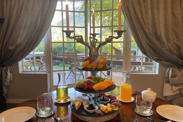 Free daily cooked-to-order breakfast