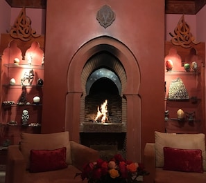 Family dining - Riad Monika (Marrakech)