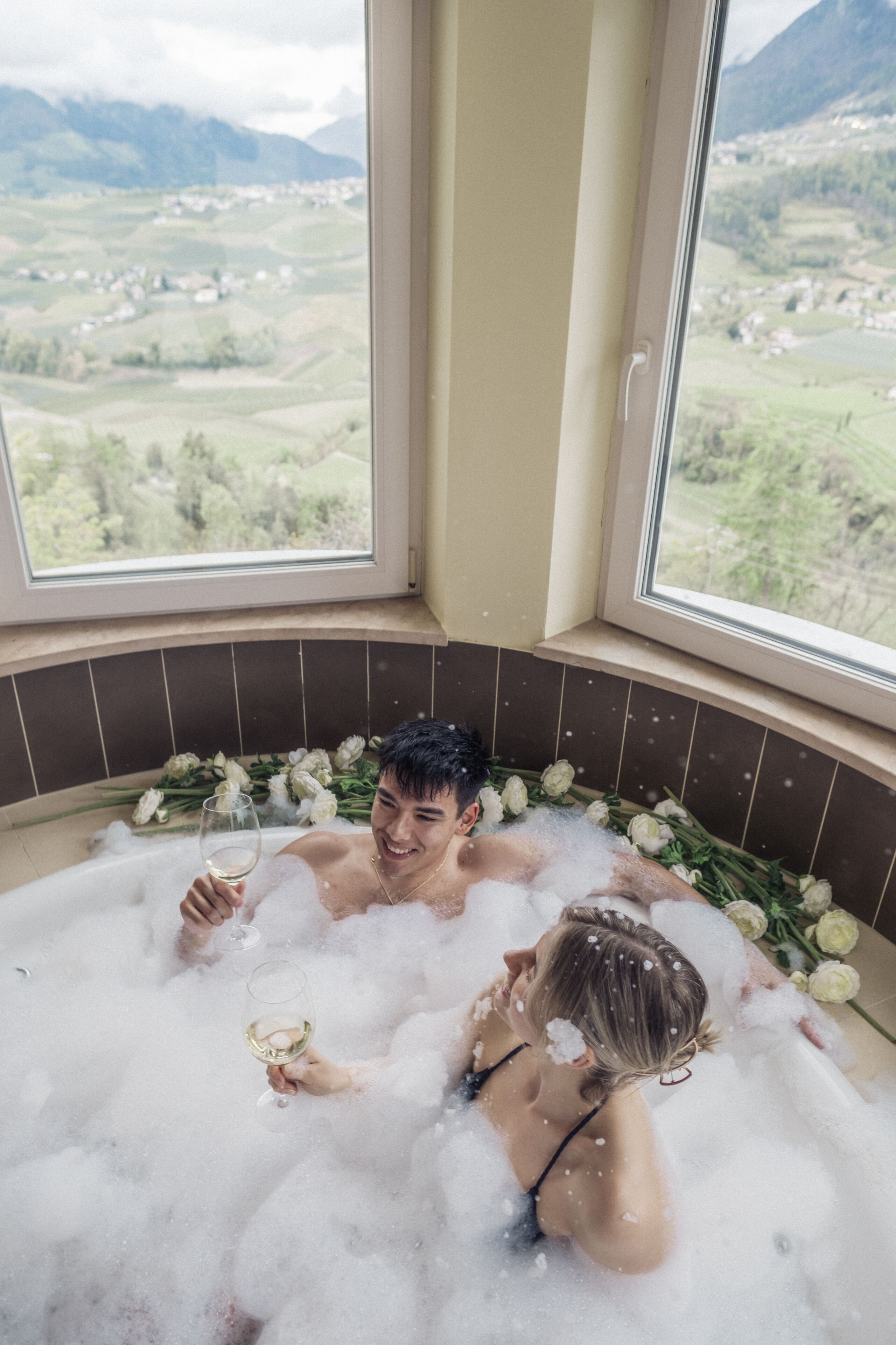 Panoramic Suite, Valley View | Jetted bathtub