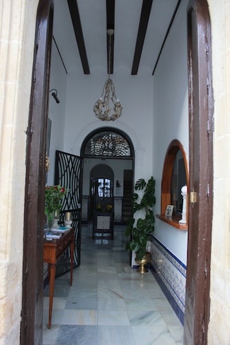 Hostal Puerta de Arcos