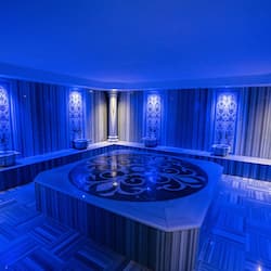 Couples treatment room(s), sauna, Turkish bath/hammam, body treatments