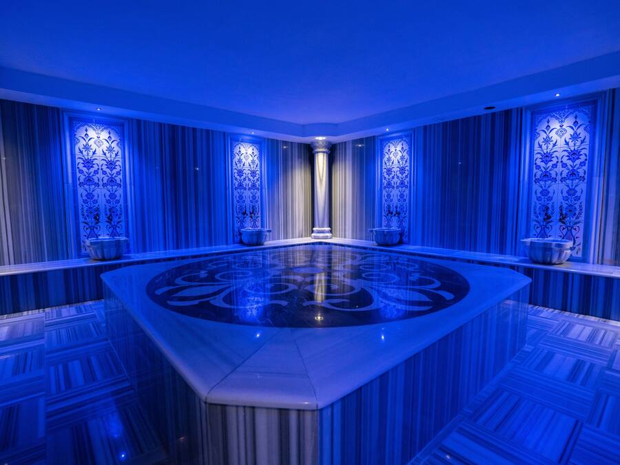 Bilik rawatan pasangan, sauna, mandi tangas / hammam, rawatan badan