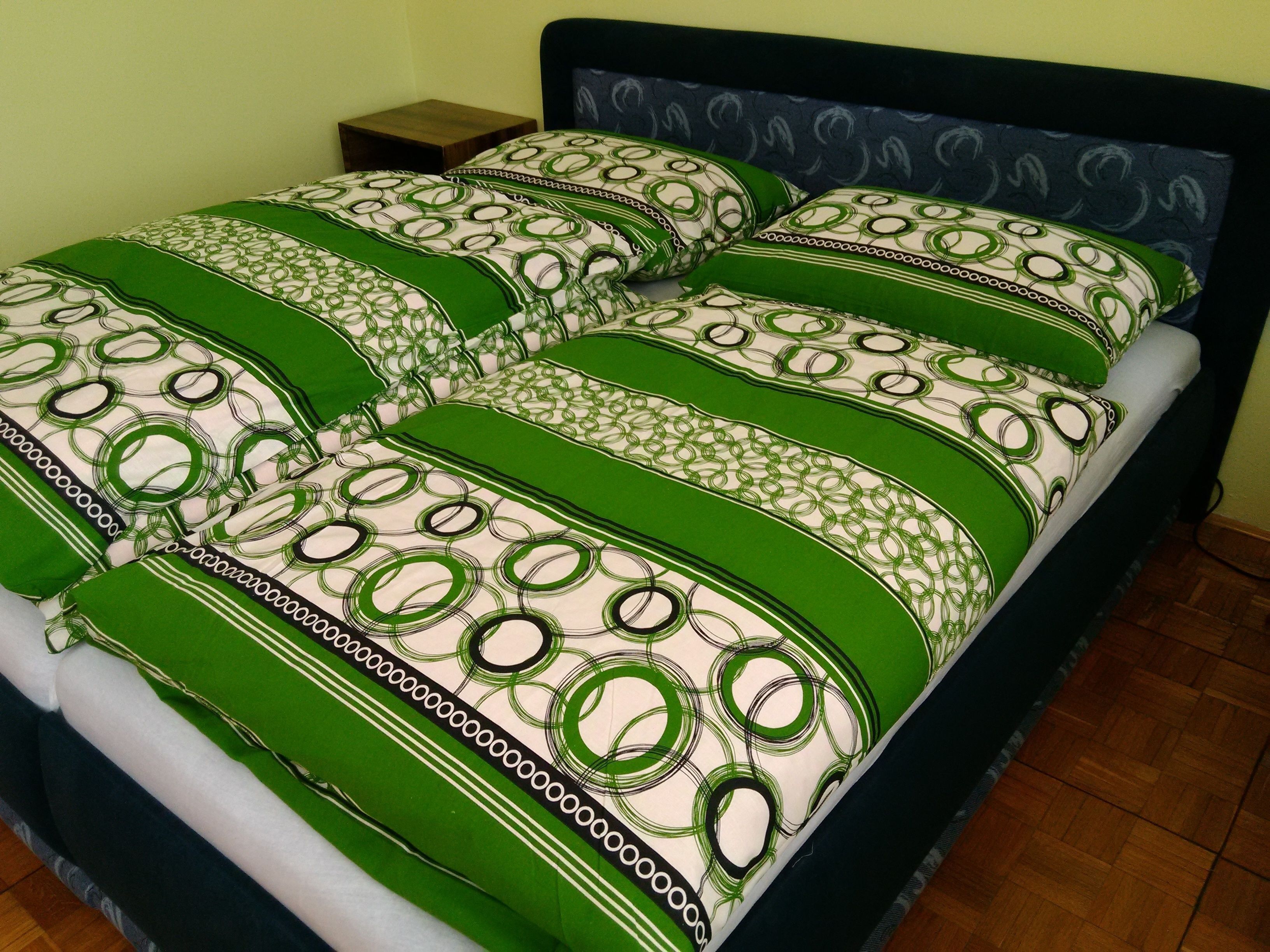 4 bedrooms, iron/ironing board, free rollaway beds, free WiFi