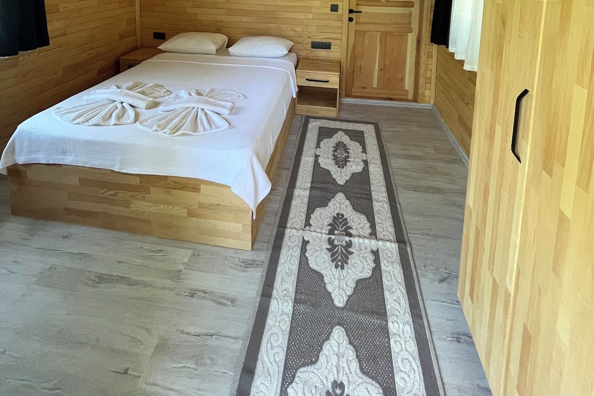 Superior-Baumhaus | Minibar, Schreibtisch, kostenloses WLAN, Bettwäsche