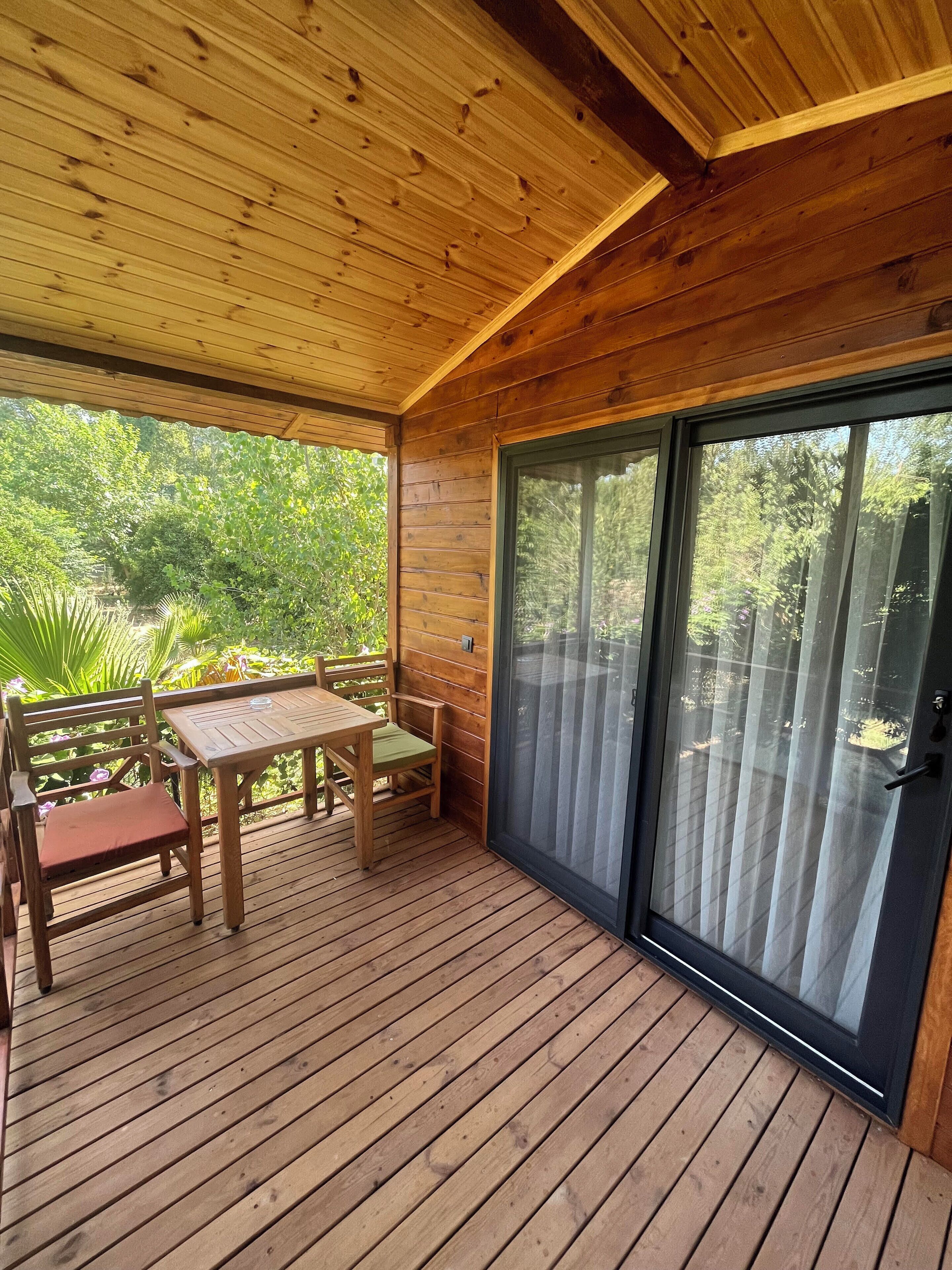 superior tree house | terrace/patio