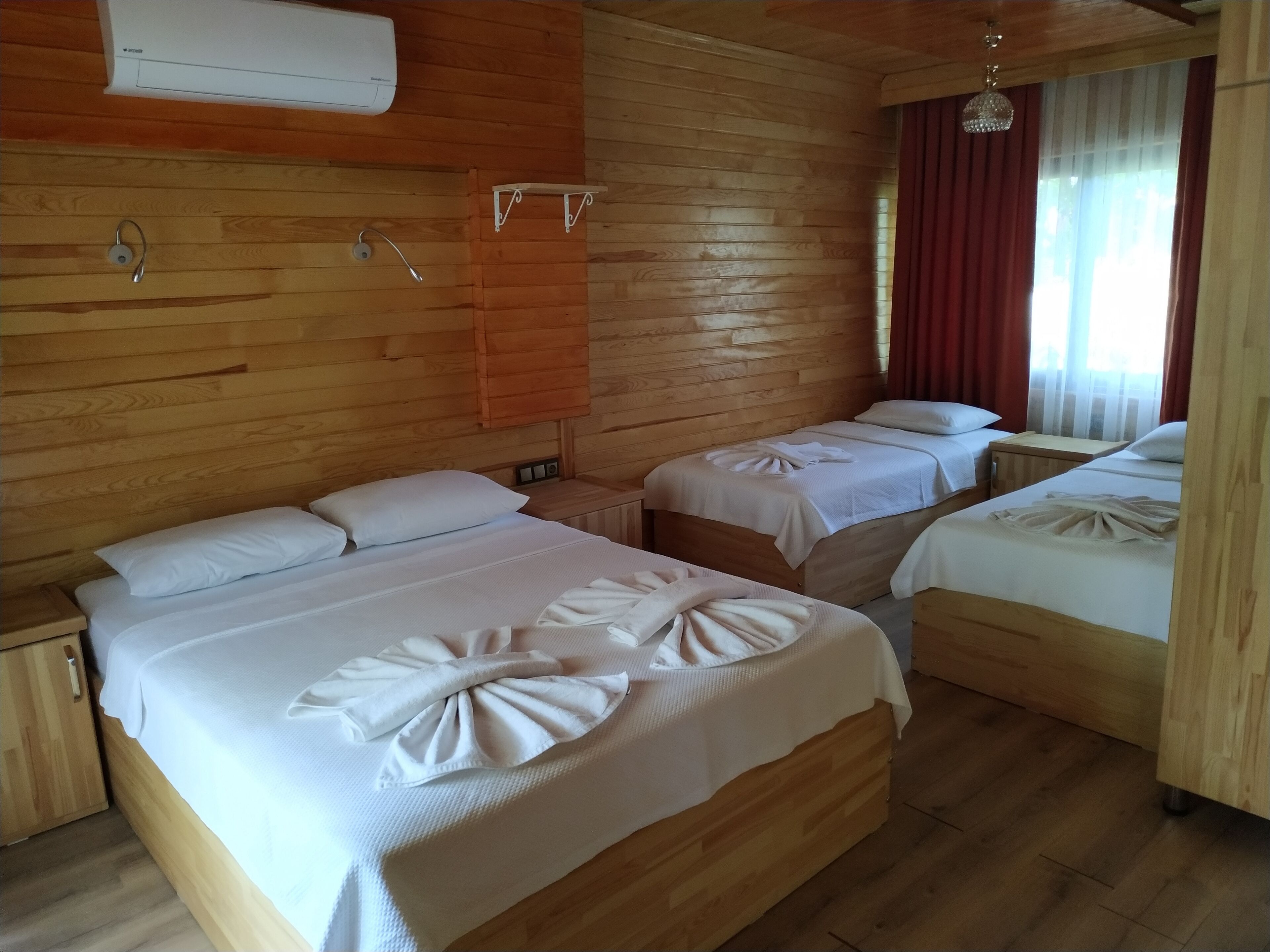 1 bedroom, minibar, desk, free wifi