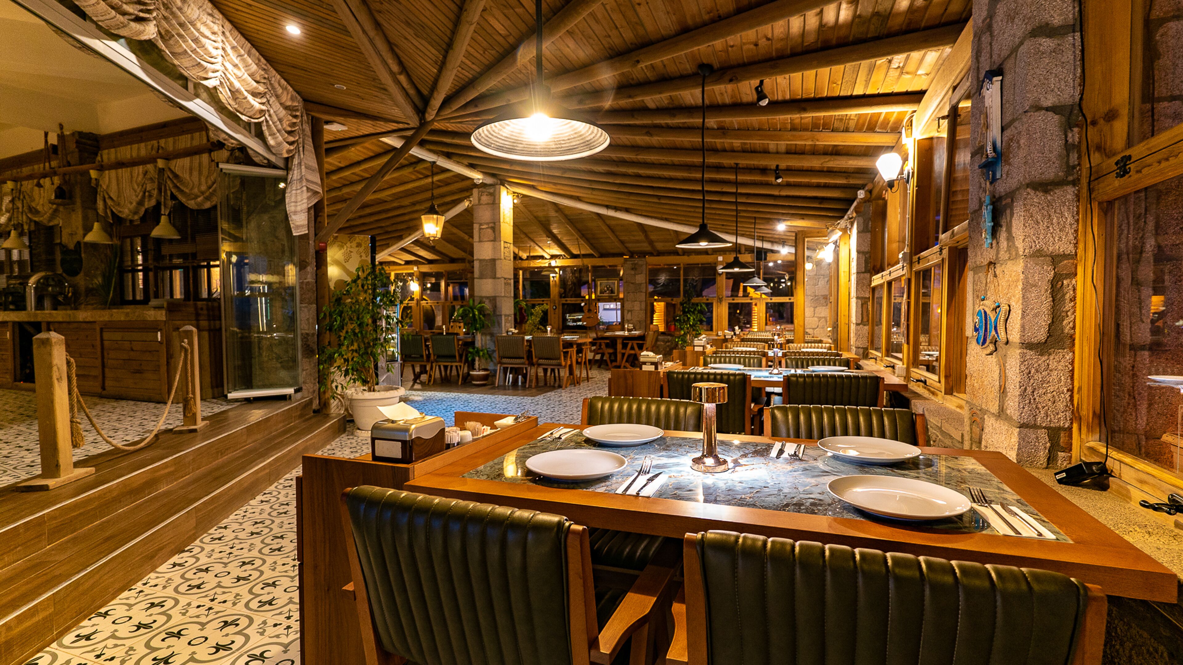 Breakfast, lunch, dinner served; Turkish cuisine 