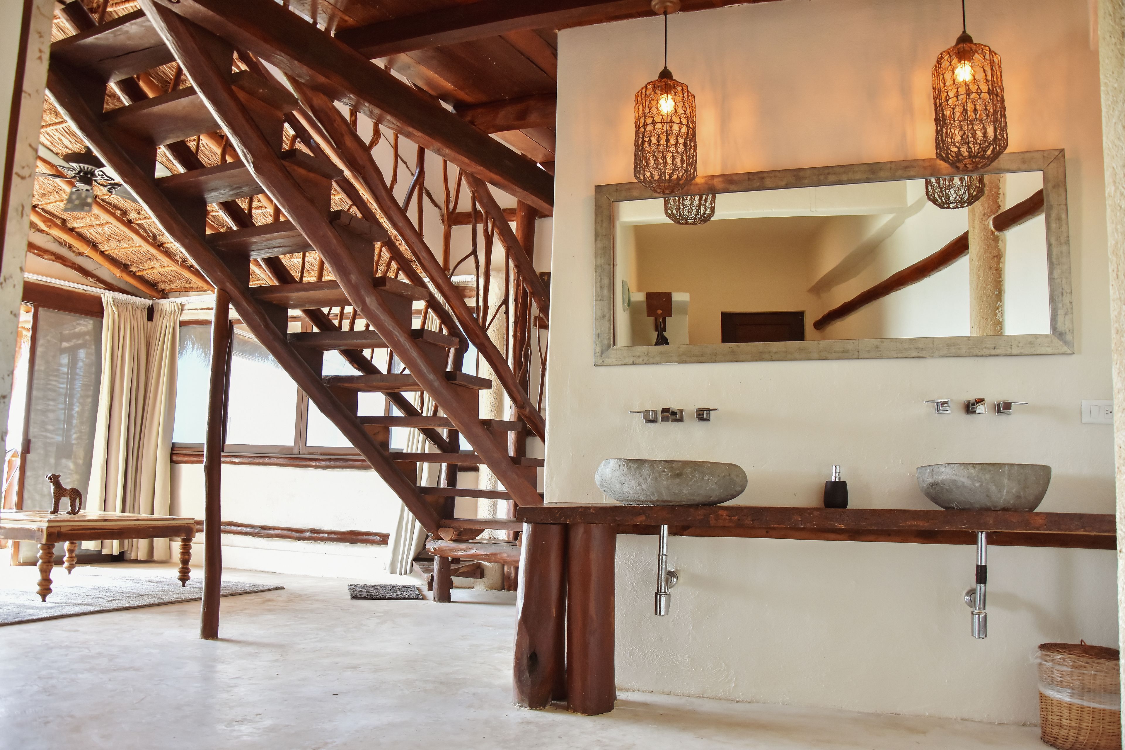 Master Suite | 浴室 | 淋浴设施、免费洗浴用品、毛巾、肥皂