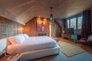 ห้องดีลักซ์ดับเบิล, ห้องน้ำในตัว, วิวแม่น้ำ (Room 2)