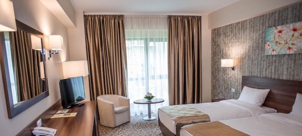 minibar, in-room safe, soundproofing, cots/infant beds