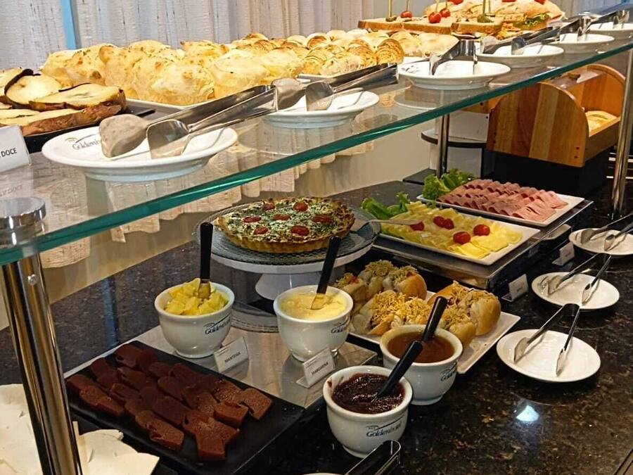 Dagelijks ontbijtbuffet inbegrepen