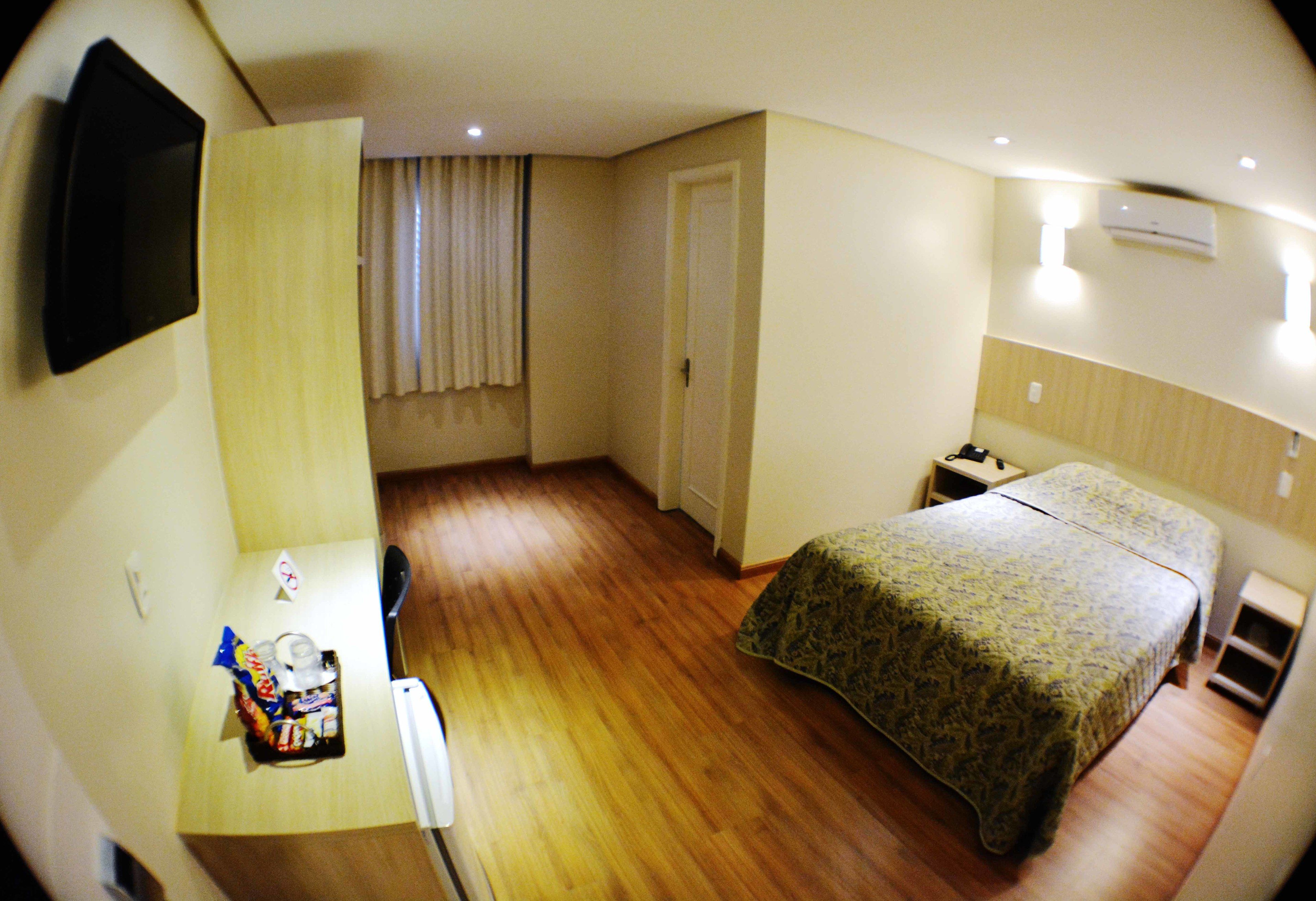 single room | minibar, desk, blackout curtains, soundproofing