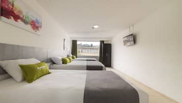 Iron/ironing board, free WiFi, bed sheets