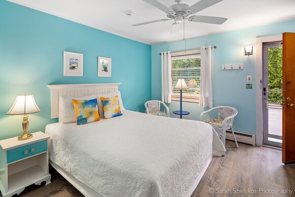 Standard Room, 1 Queen Bed, Refrigerator, Ground Floor