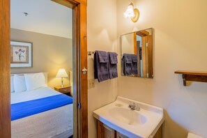 Free toiletries, hair dryer, towels