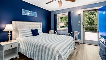 Standard Room, 1 Queen Bed, Refrigerator, Ground Floor